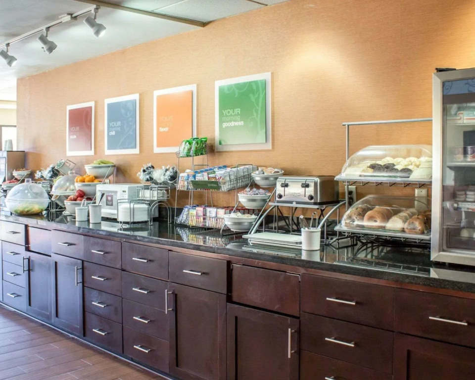 Four Points by Sheraton Greensboro Airport