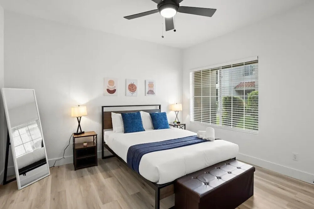 CozySuites TPC Scottsdale Parking & Pool