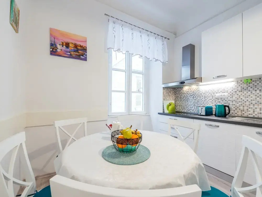 Old Town Finest - Two-bedroom Apartment - Lucarica 4 Street