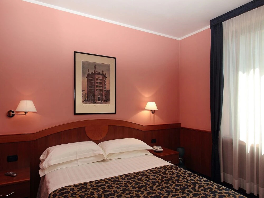 Astoria Residence