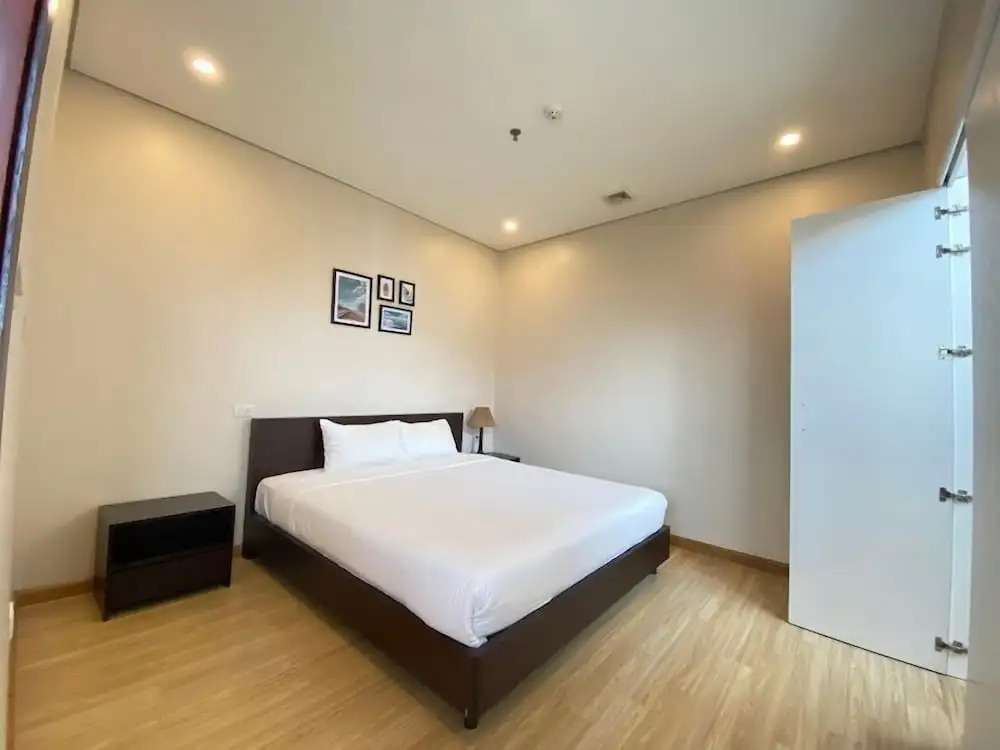 HB Serviced Apartment - 12 Trần Quý Kiên