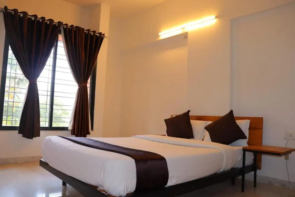 Hotel Orange Leaf by WB Inn