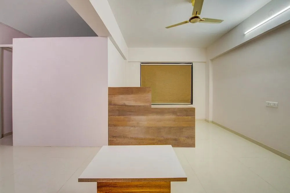 OYO 22102 Habitat Service Apartment