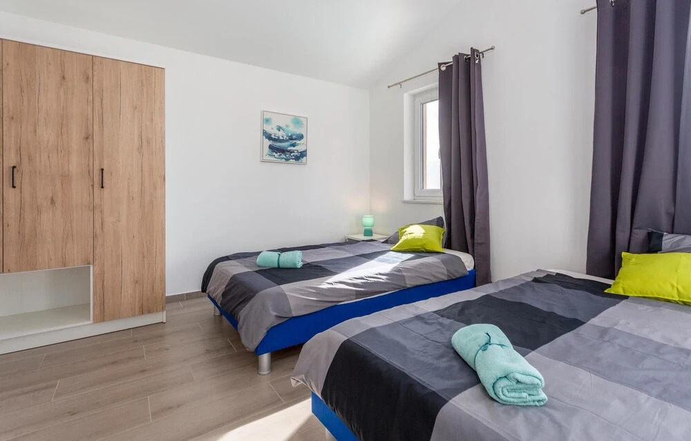 Beautiful Home In Kras