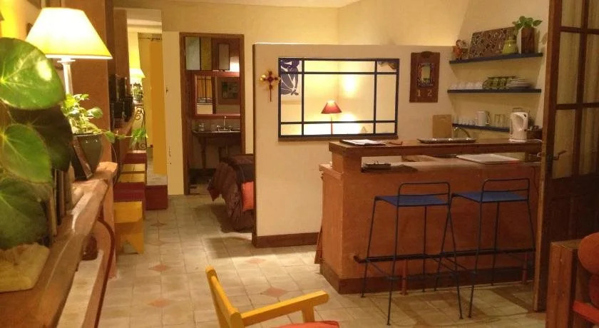 Colonia Suite Apartments