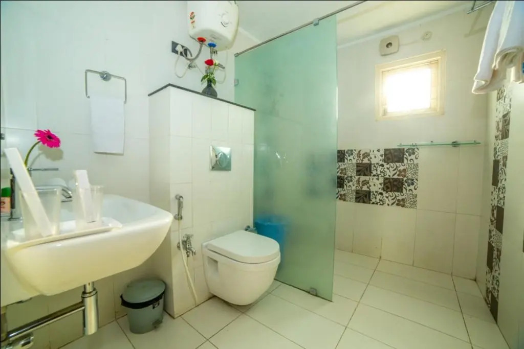 FabHotel Hill View Jubilee Hills