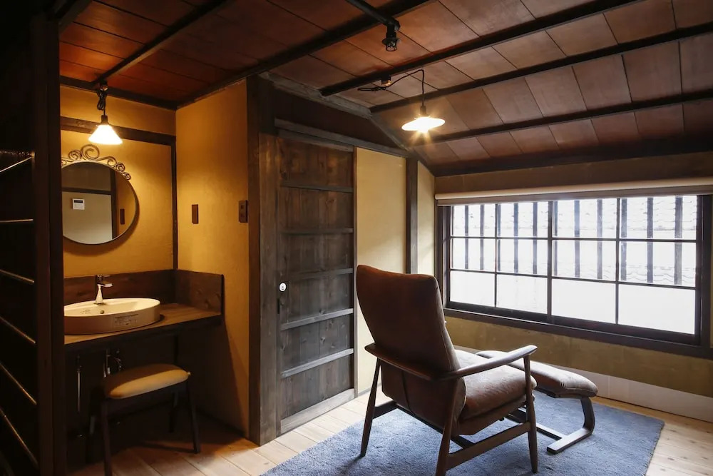Yamasaki Ryokan Q Nakamonzenya