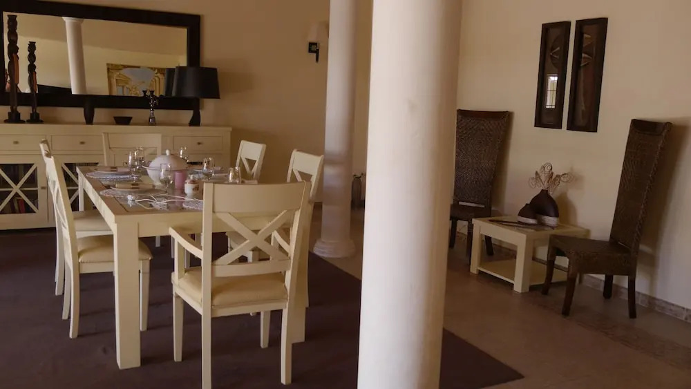 Villa with pool children Very welcome Algarve Portugal for 10 people