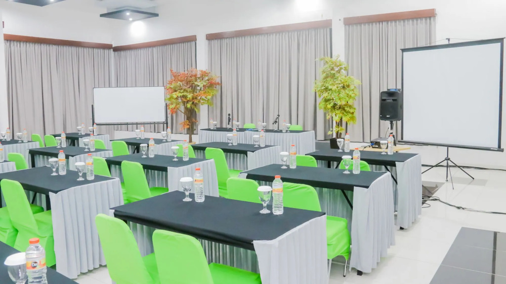 Fizz Hotel Lombok