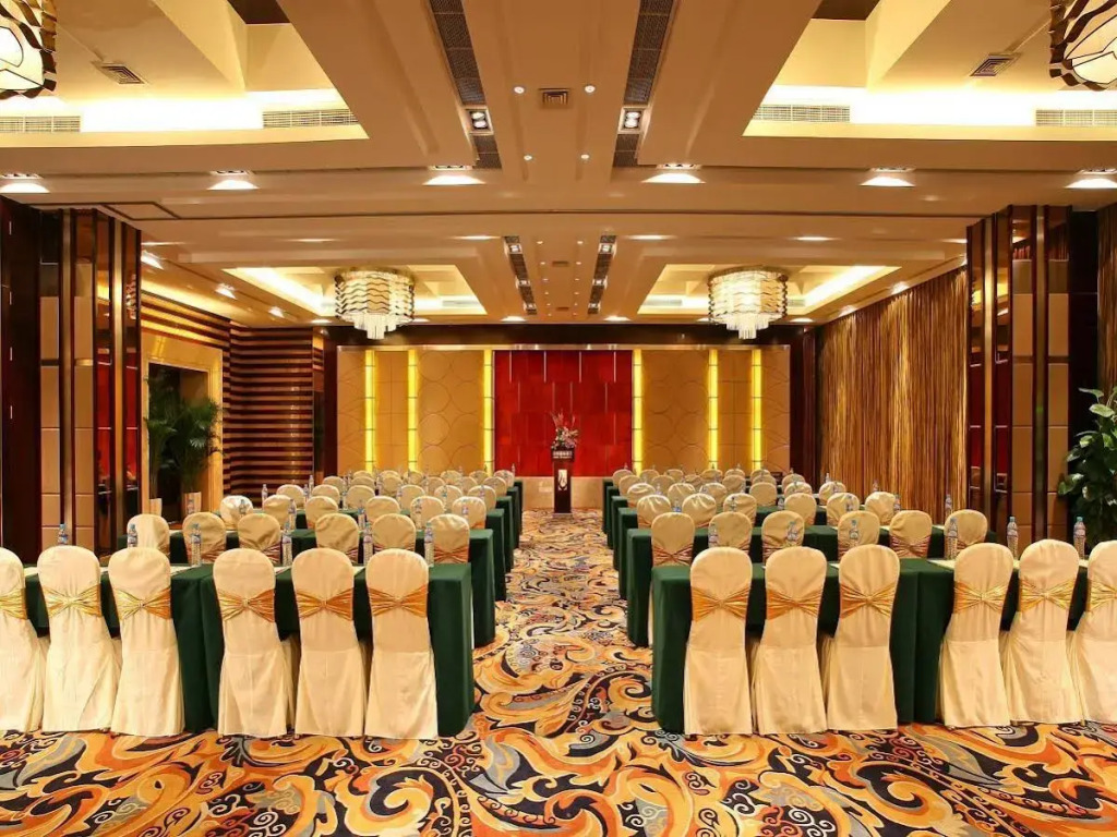 Rainbird Hotel