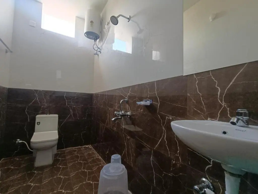 Auro Sunrise Resort