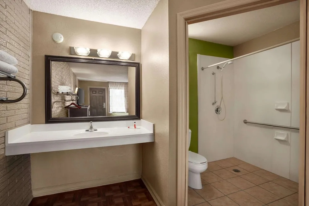 Days Inn Hardeeville Interstate Highway 95 State Line