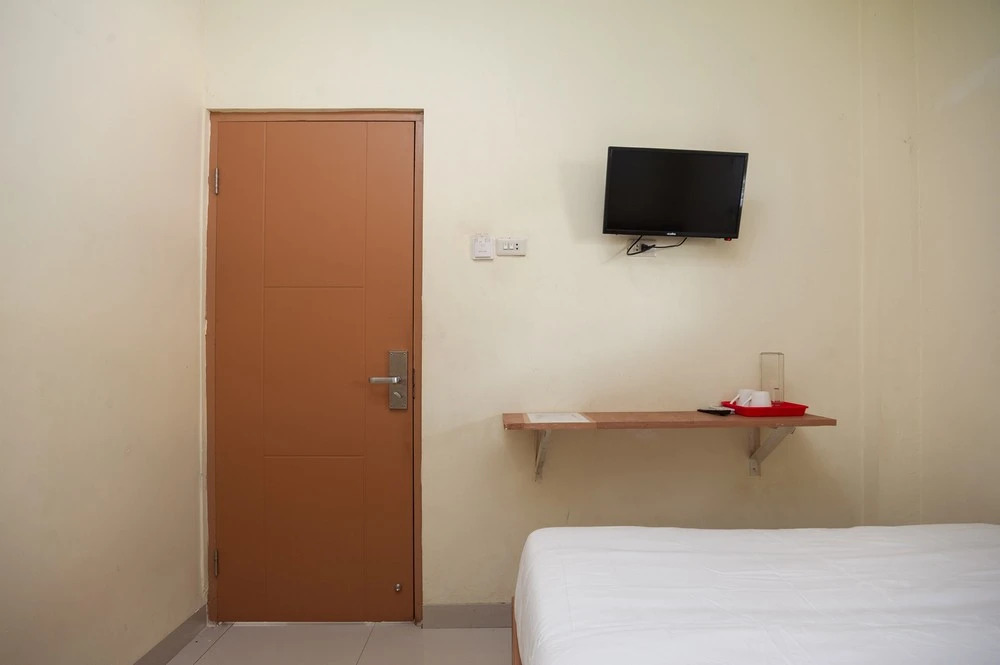 AVA Guesthouse Mitra RedDoorz Lampung