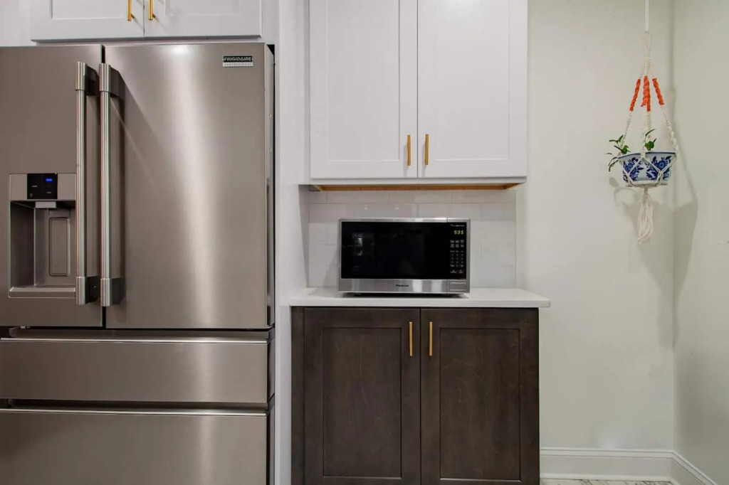 Fancy 1-BR in Central Location ⚜ Parking available