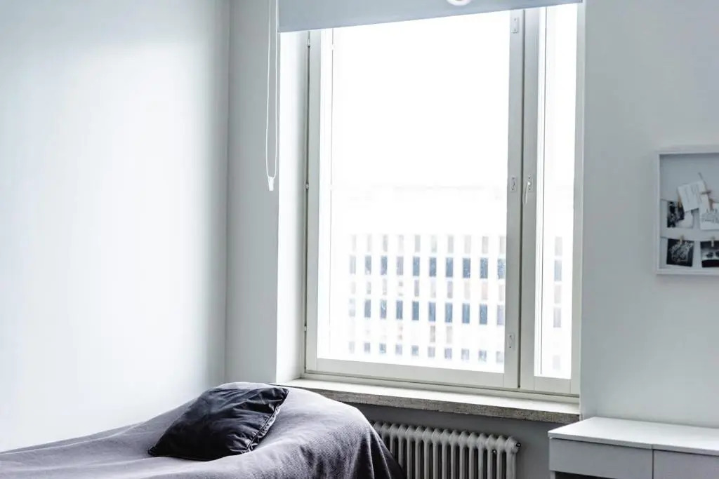 90m2 on pedestrian street on Top Floor, penthouse suite, great view! Incl linen and all
