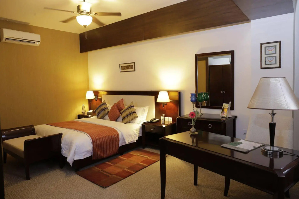 Club De Novo Hotel