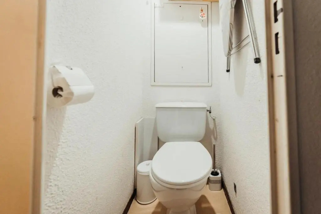 Furnished studio with mountain views next to the Chattrix chairlift Rated 1