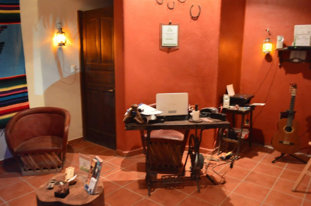 Lo Nuestro Petit Hotel