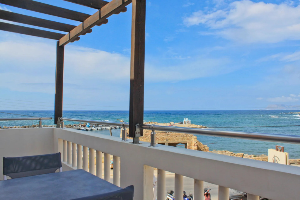 Porto Kalamaki Hotel