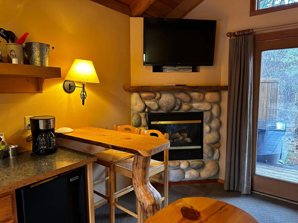 Chewuch Inn & Cabins