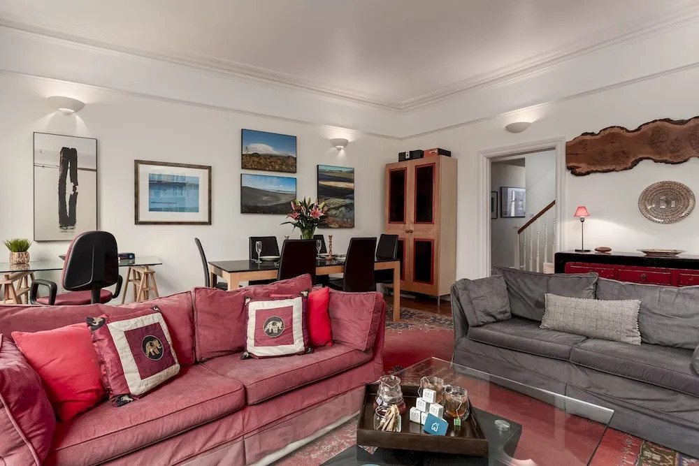 Light And Comfortable Hammersmith Home Ssq