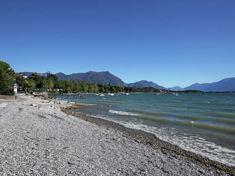 Comfortable Apartment With air Conditioning on Lake Garda