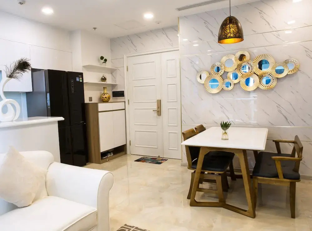 Lipbi Home-Central Luxury Apartment
