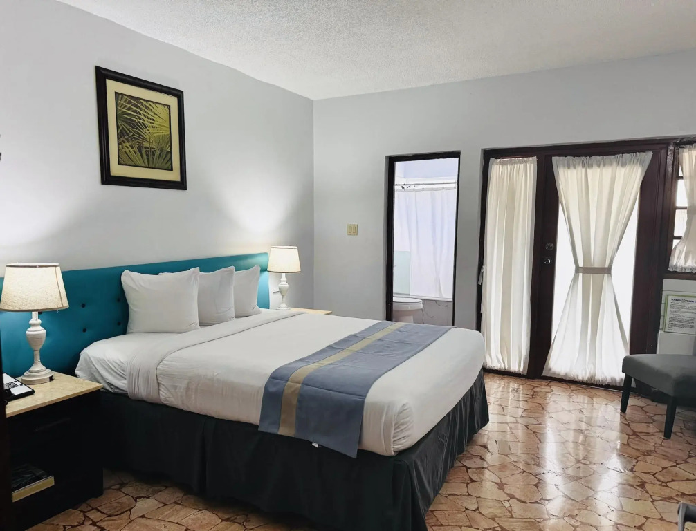 Tobys Resort