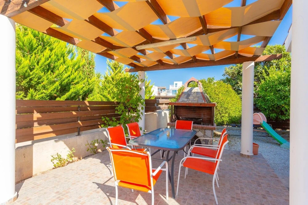 Villa Coral Aura Large Private Pool Walk to Beach A C Wifi Car Not Required Eco-friendly - 3419