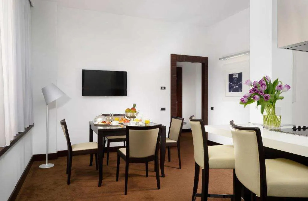 Milano Castello Luxury Apartment