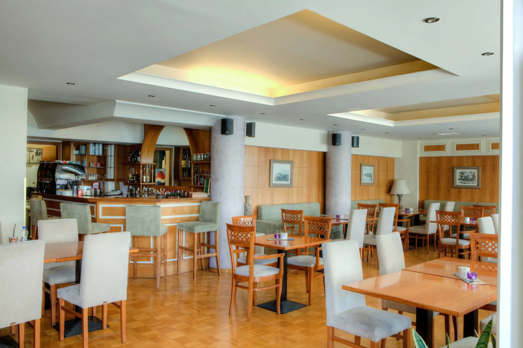 Lesvion Hotel