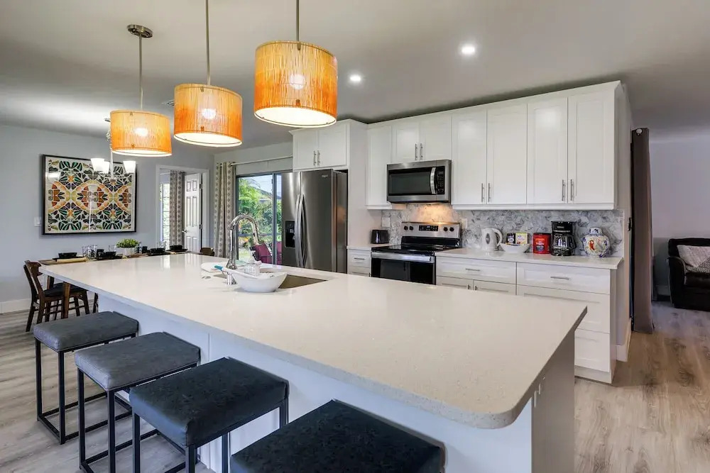Game, Shop & Beach-hop: Family Home in Cape Coral