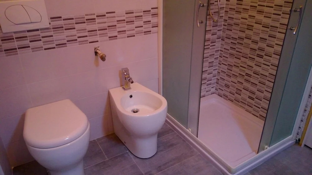 Marconi Rooms and Apartments