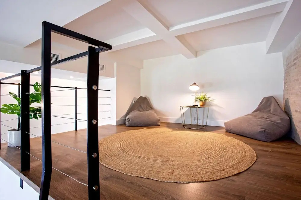 Cozy Apartment in the Center Almirante Lobo I