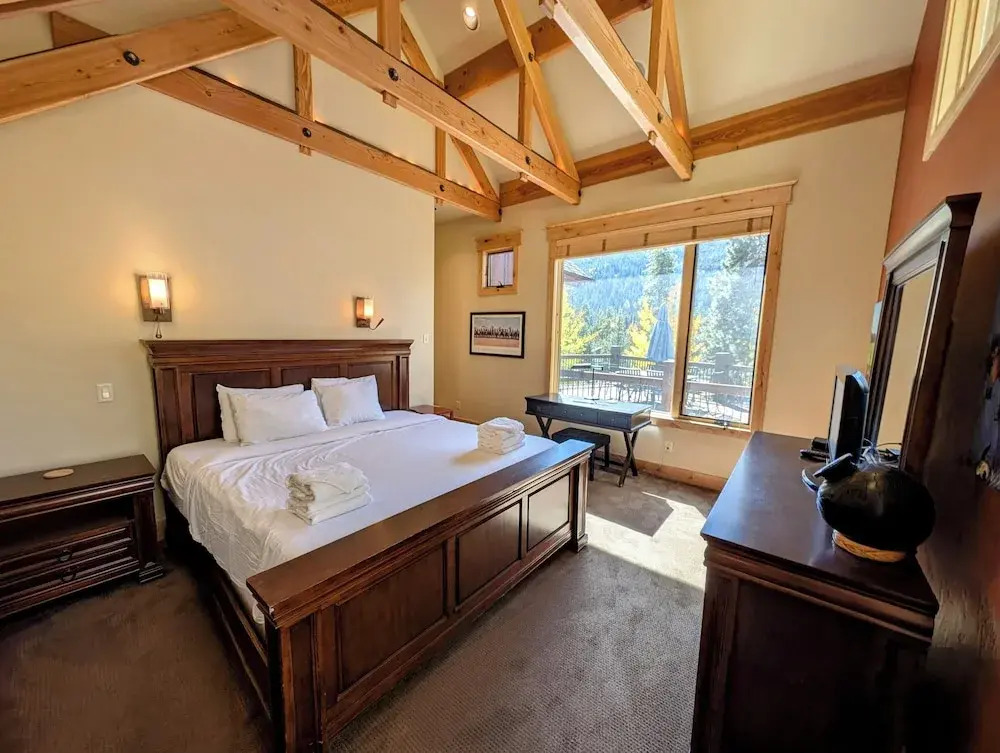 Keystone Prospectors Home 669 by SummitCove Vacation Lodging