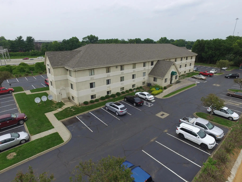 DuPont Suites - Louisville