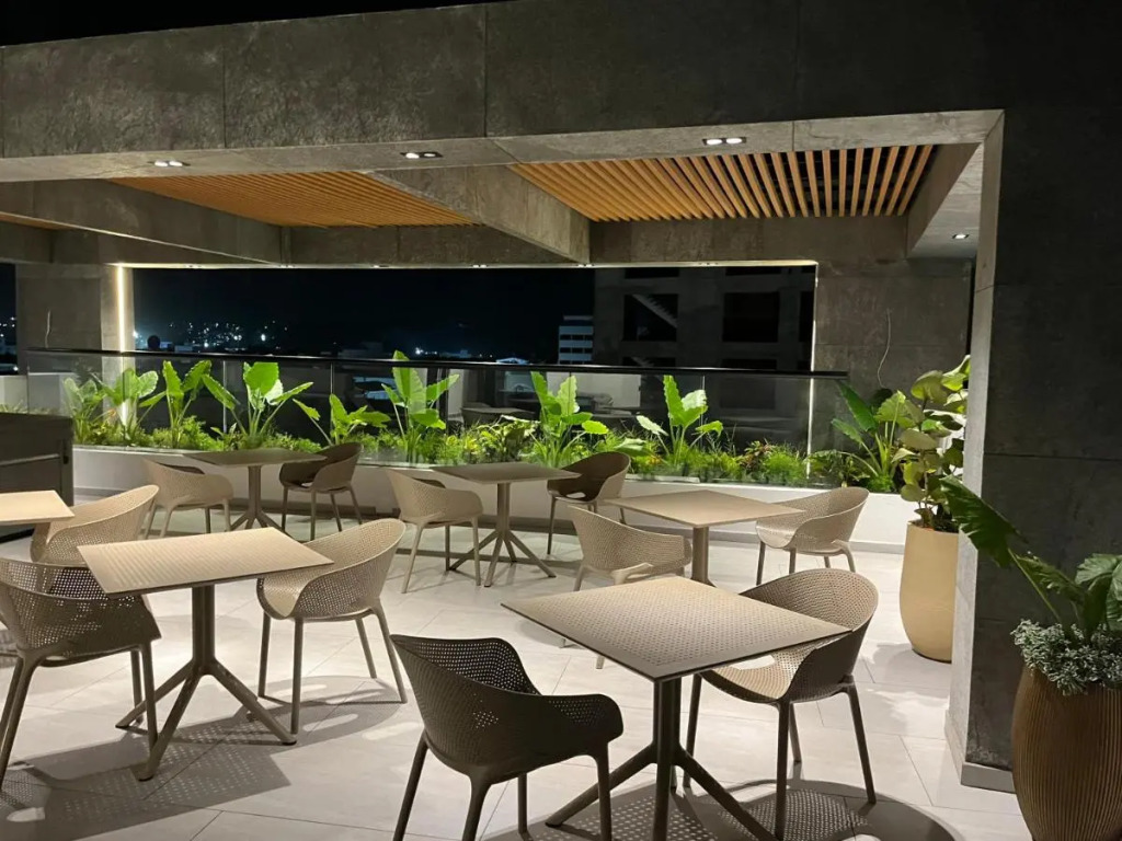 Delamar Hotel