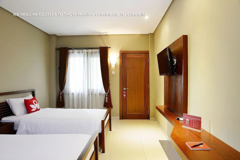 ZEN Rooms Adilla Syariah Ambarukmo