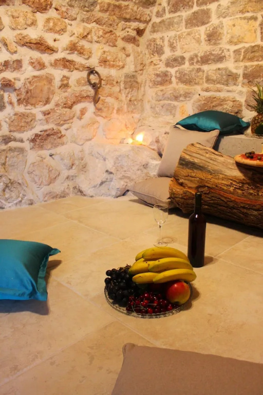 Luka Villa