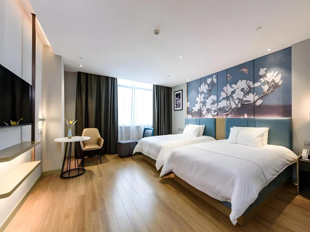 Magnotel Hotel (Dongxing Guomen Port)