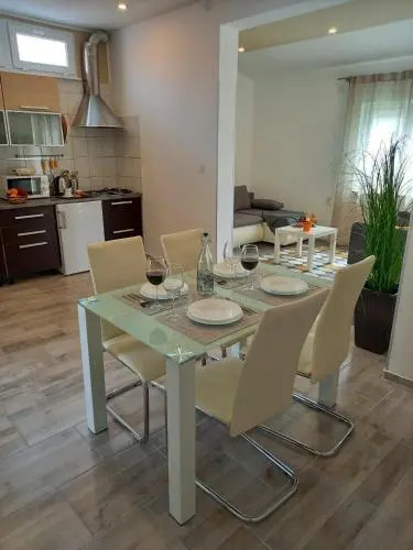 Apartmani Alma