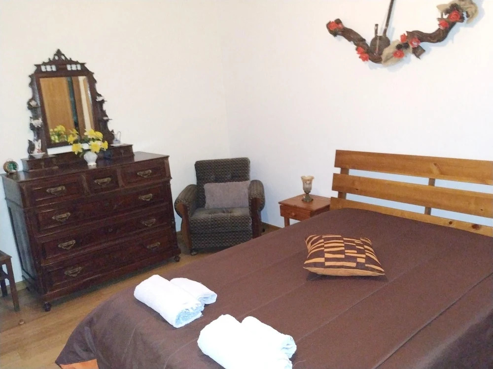 House With 2 Bedrooms in Pte. da Barca, With Wonderful Lake View and E