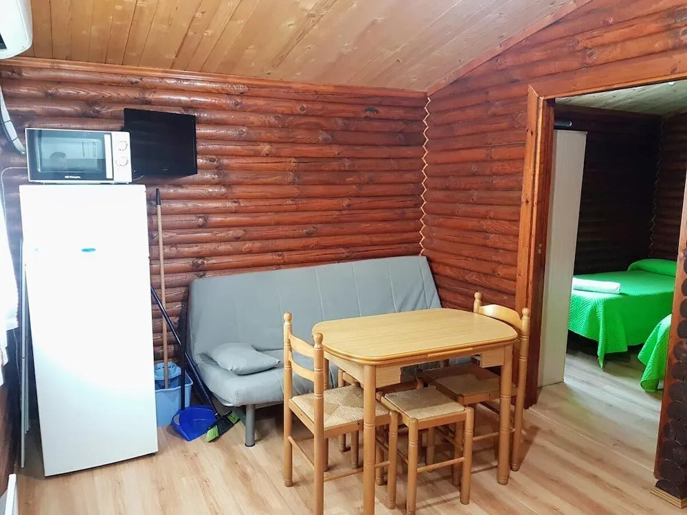 Camping Rio Nela