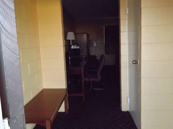 Deluxe Inn - Kenly