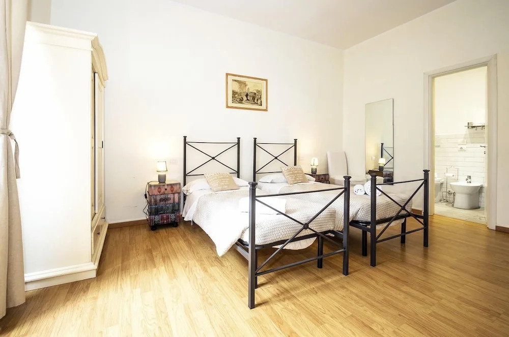 Rione Monti Home