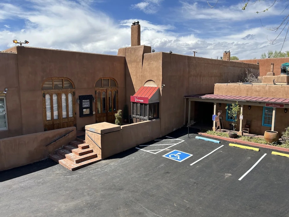 Inn at Vanessie