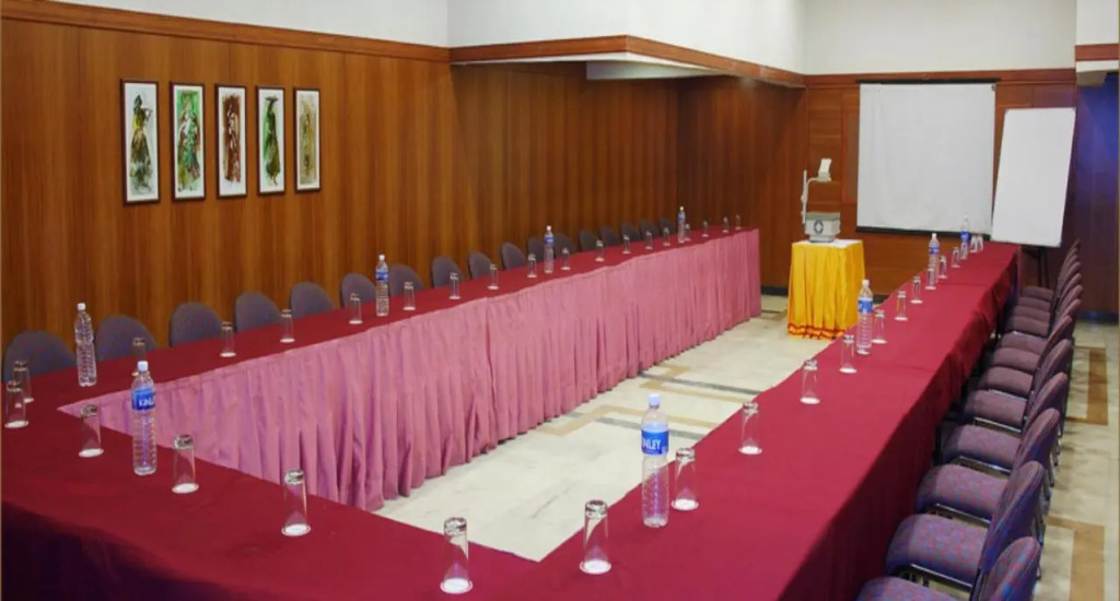 Comfort Inn President Near Ahmedabad Junction Station