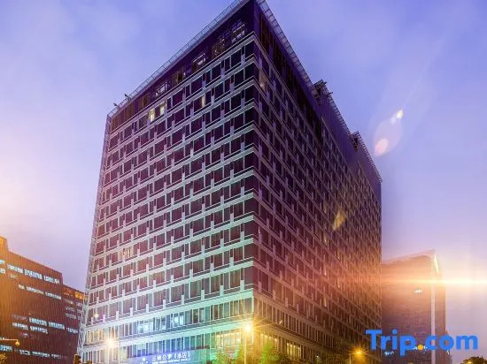 Three Gorges Serviced Apartments