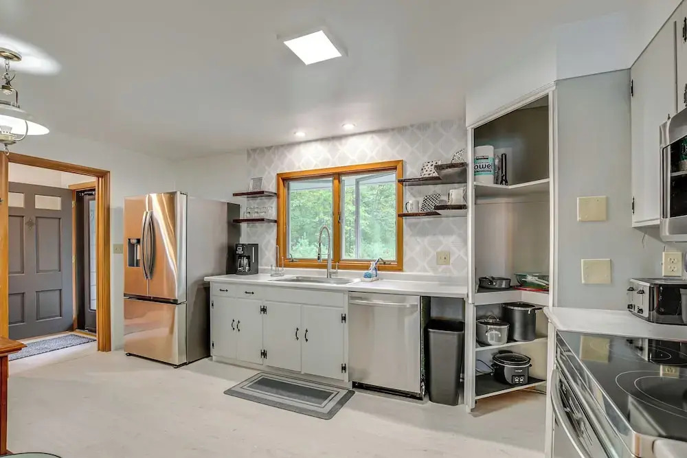 Lakefront Home w/ Fire Pit in Eagle River