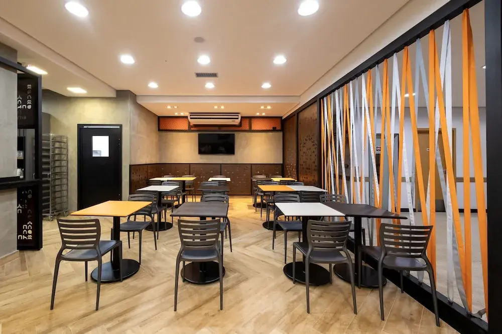 Ibis Budget Maringa